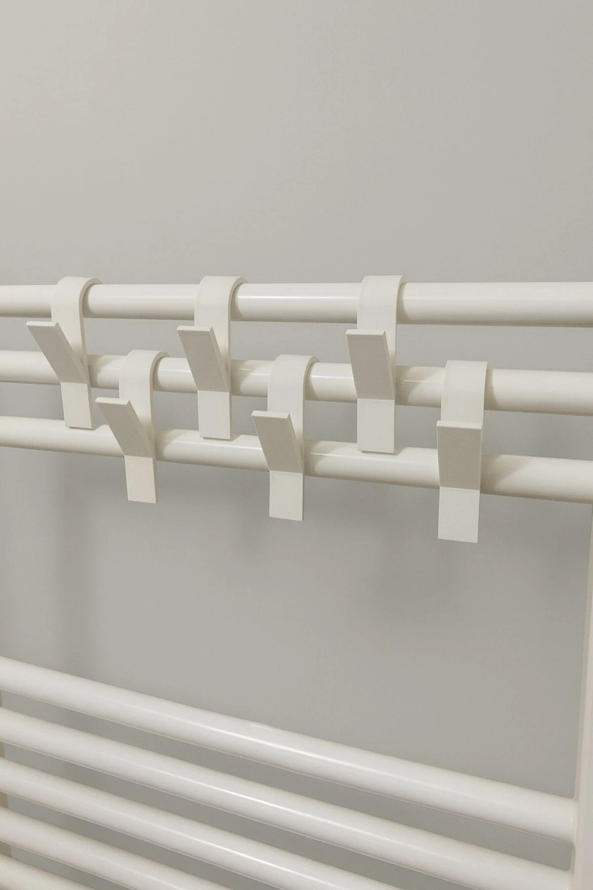 6 Adet Havlupan, duşakabinaskısı. Banyo askısı, bornoz, havlu askısı. Tüm havlupanlara uyumlu.