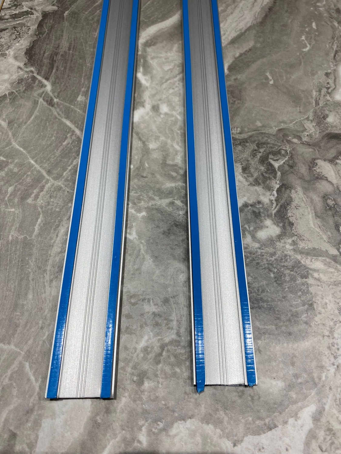 Alüminyum Kapı Eşik Profili Parke Altı Çıtası Yapışkanlı 90 cm
