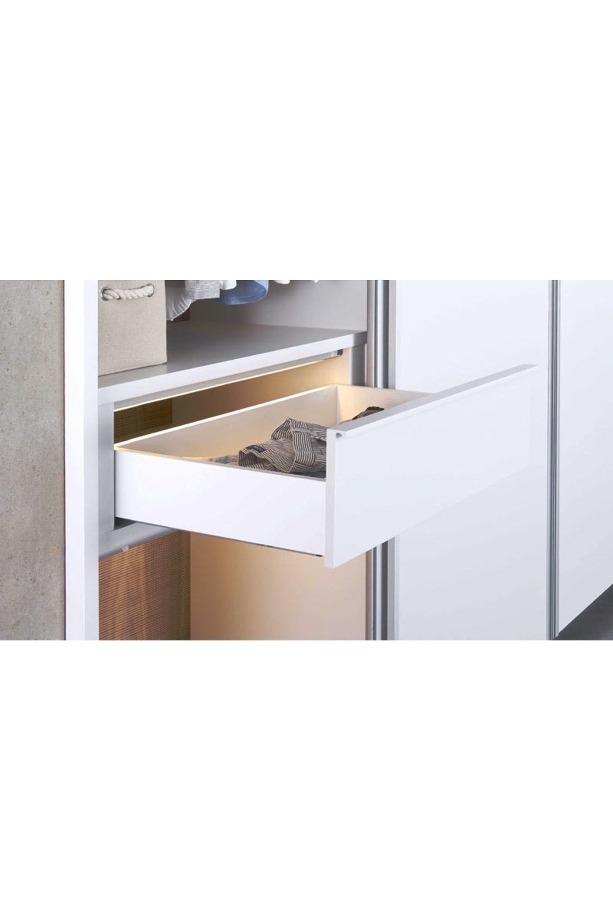 Smart Slide Frenli Tam Açılım (full) Çekmece Rayı / Mandallar Dahil (sağ Ve Sol) / 30 Cm