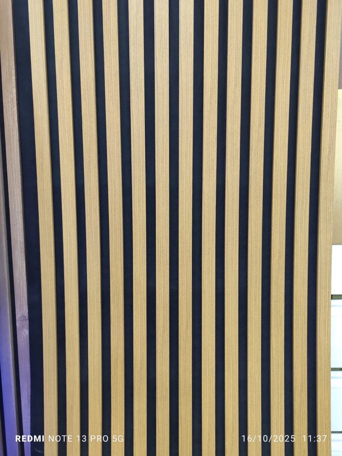 Teak Akustik Duvar Paneli