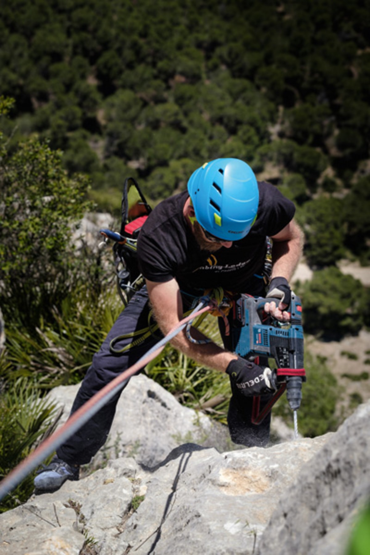 BOSCH Professional Gbh 18V-26 Solo Makine(Akü Ve Şarj Dahil Değil.)