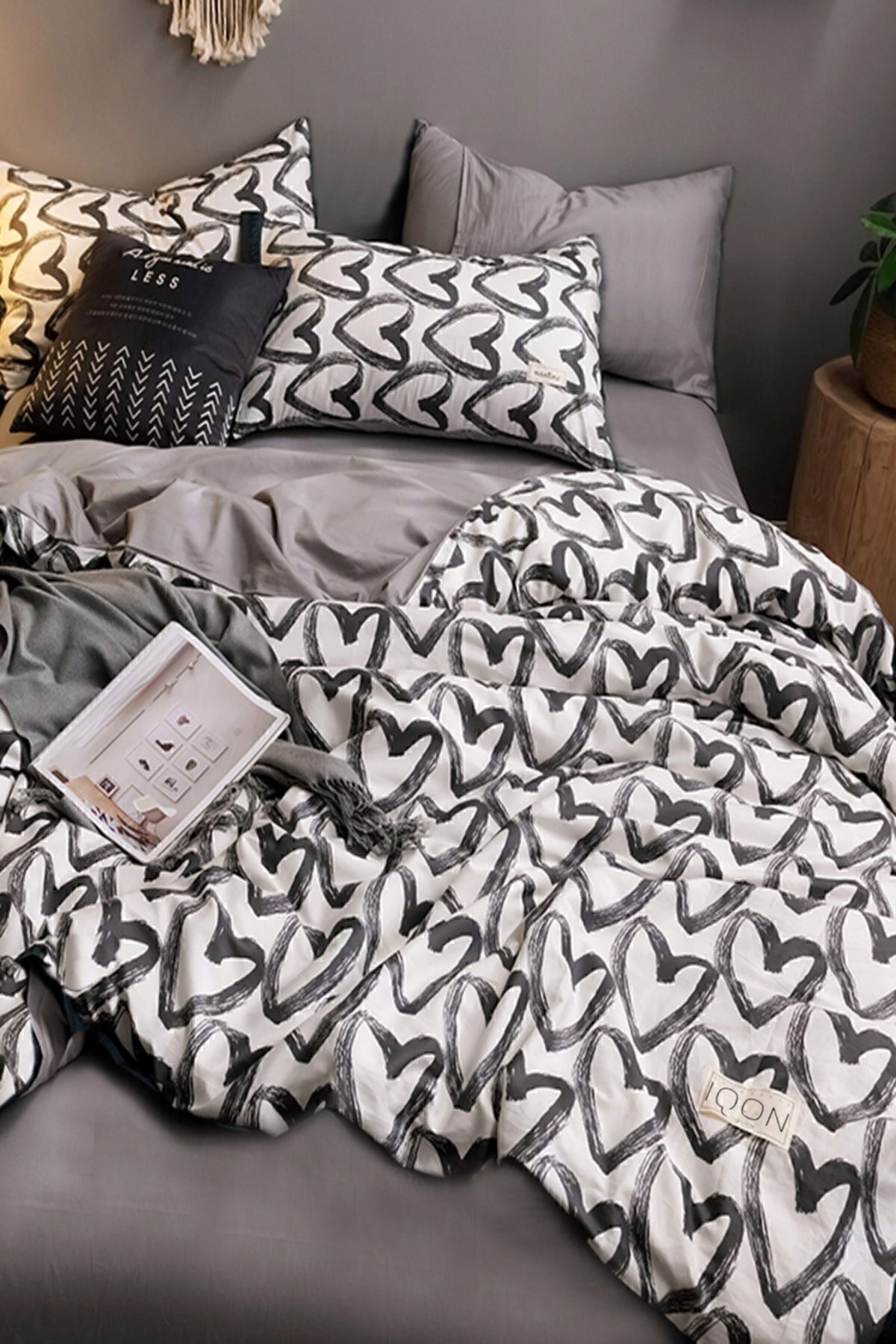 Lastikli Çarşaflı Nevresim Takımı Tek Kişilik Love Kalp Gri