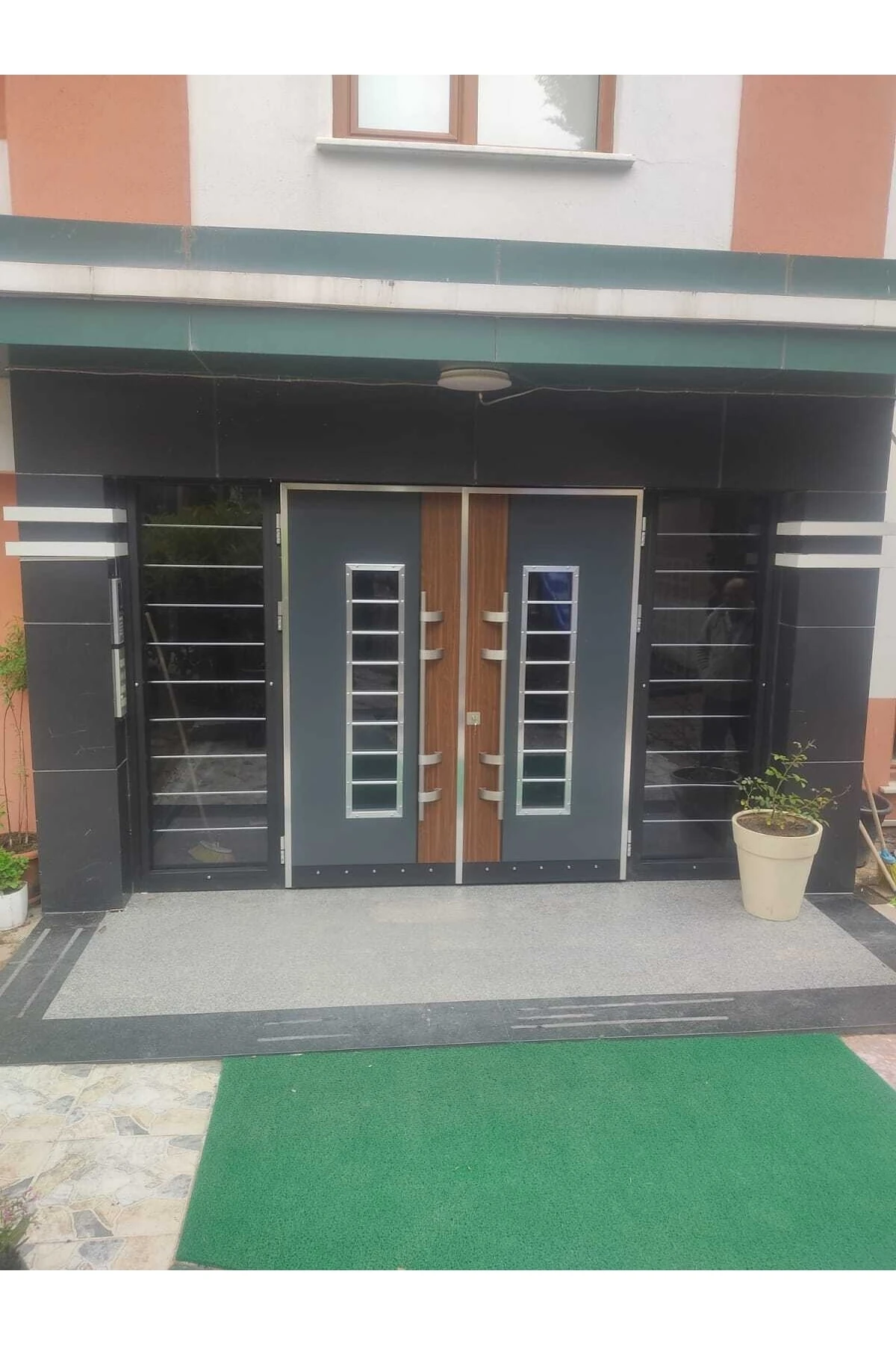 Bina Giriş Kapısı Apartman Kapısı Dış Cepheye Uygun Bina Kapıları