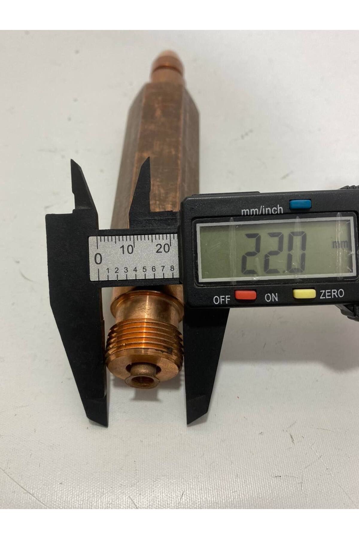 Tam Tespitsiz Pnömatik Bakır Malzeme 168mm