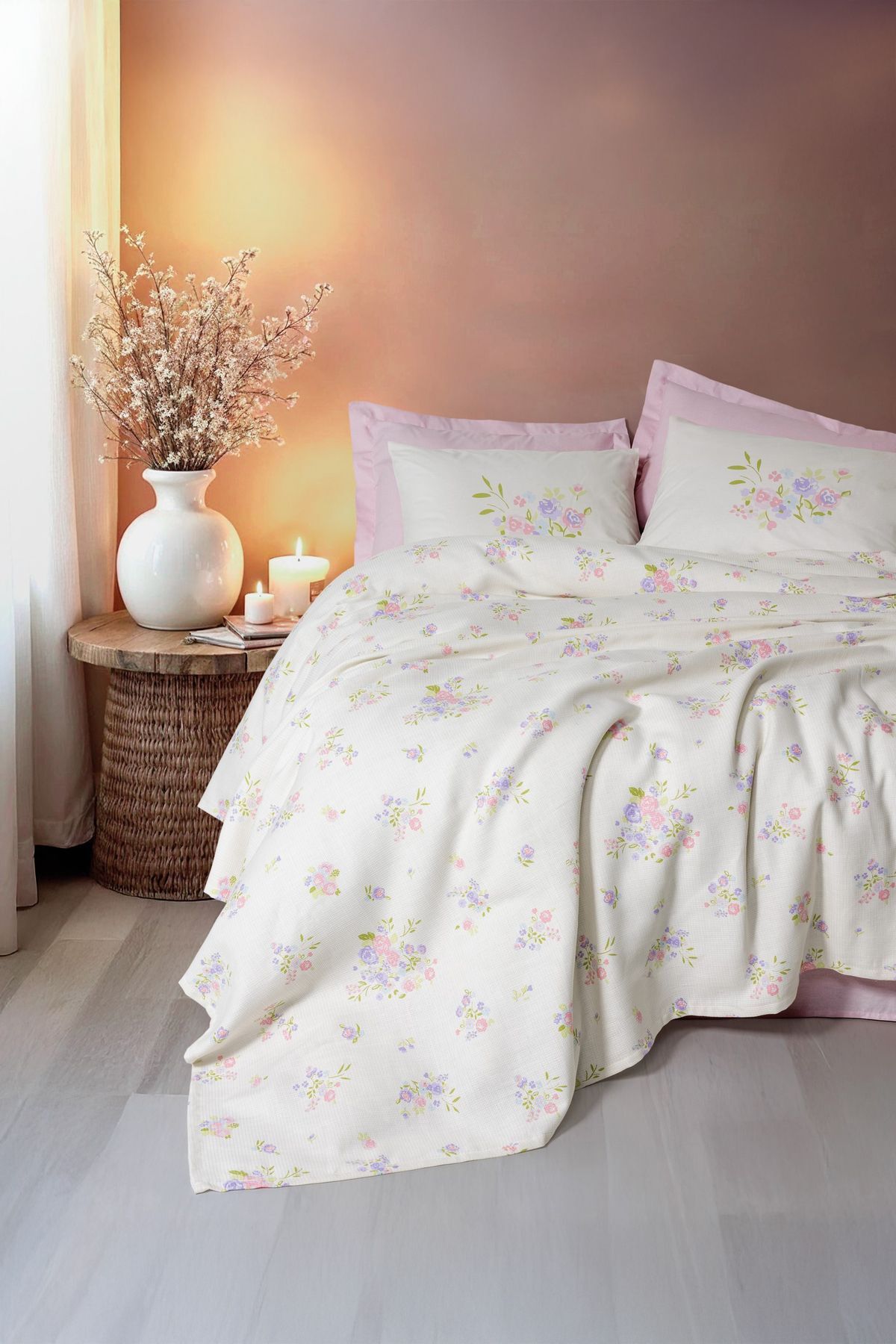 Estiva Çift Kişilik Pike Takımı Petal Pembe