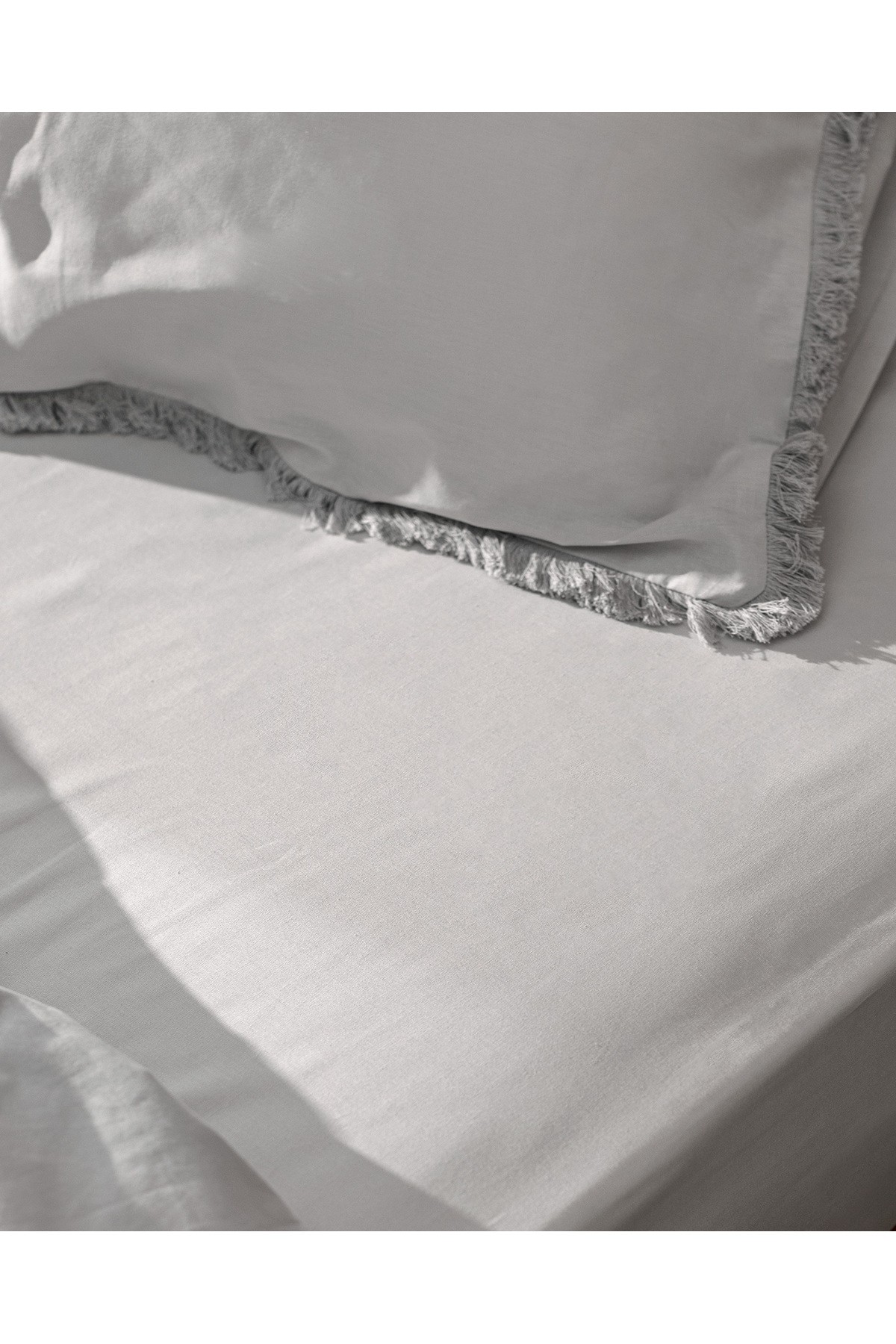 Sona King Size Püsküllü Nevresim Takımı - Gri