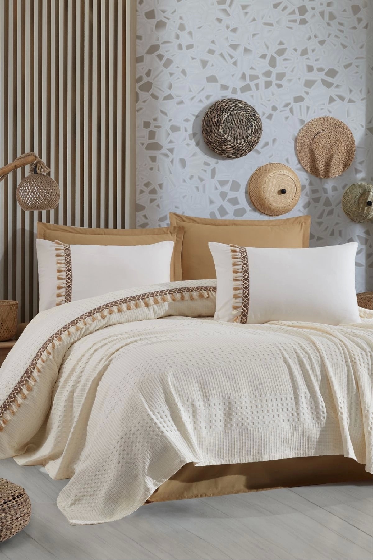 Butik Tek Kişilik Püsküllü Pike Takımı Bohamline