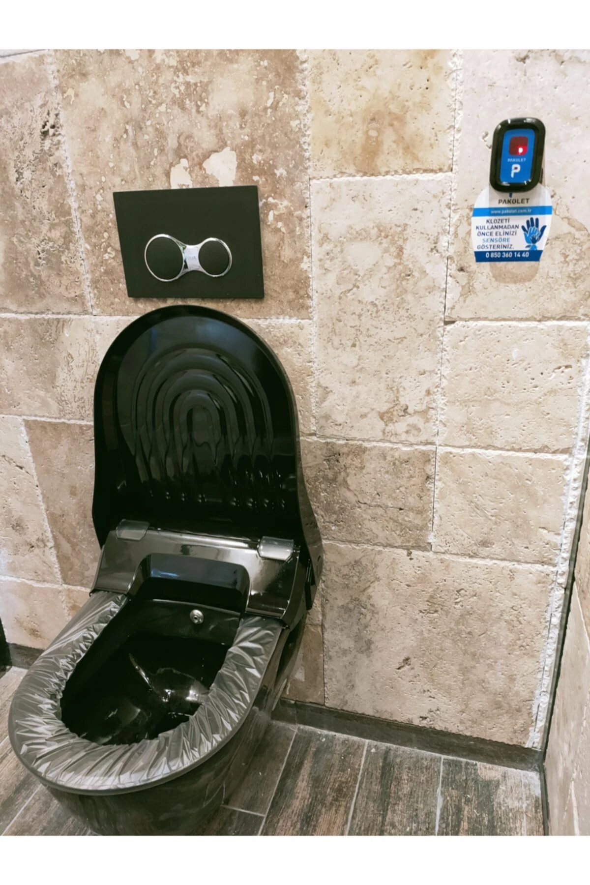 Siyah Sensörlü Hijyenik Klozet Kapağı