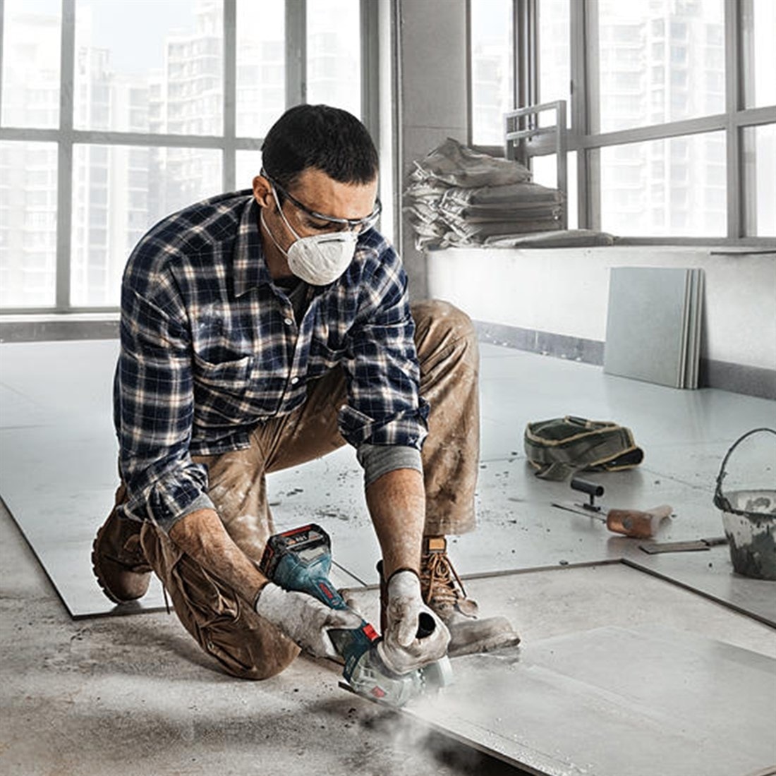 BOSCH Professional Gws 180-Lı 1X5Ah Tek Akülü Taşlama Makinesi