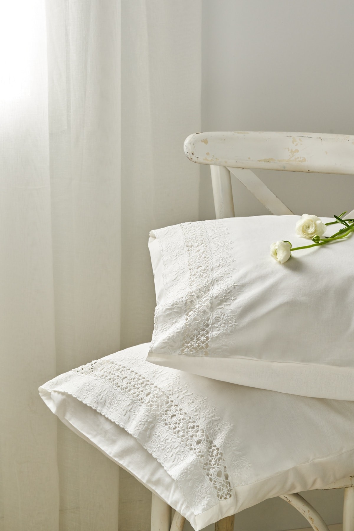 White Collection Mia Dantelli Çift Kişilik Nevresim Takımı Beyaz