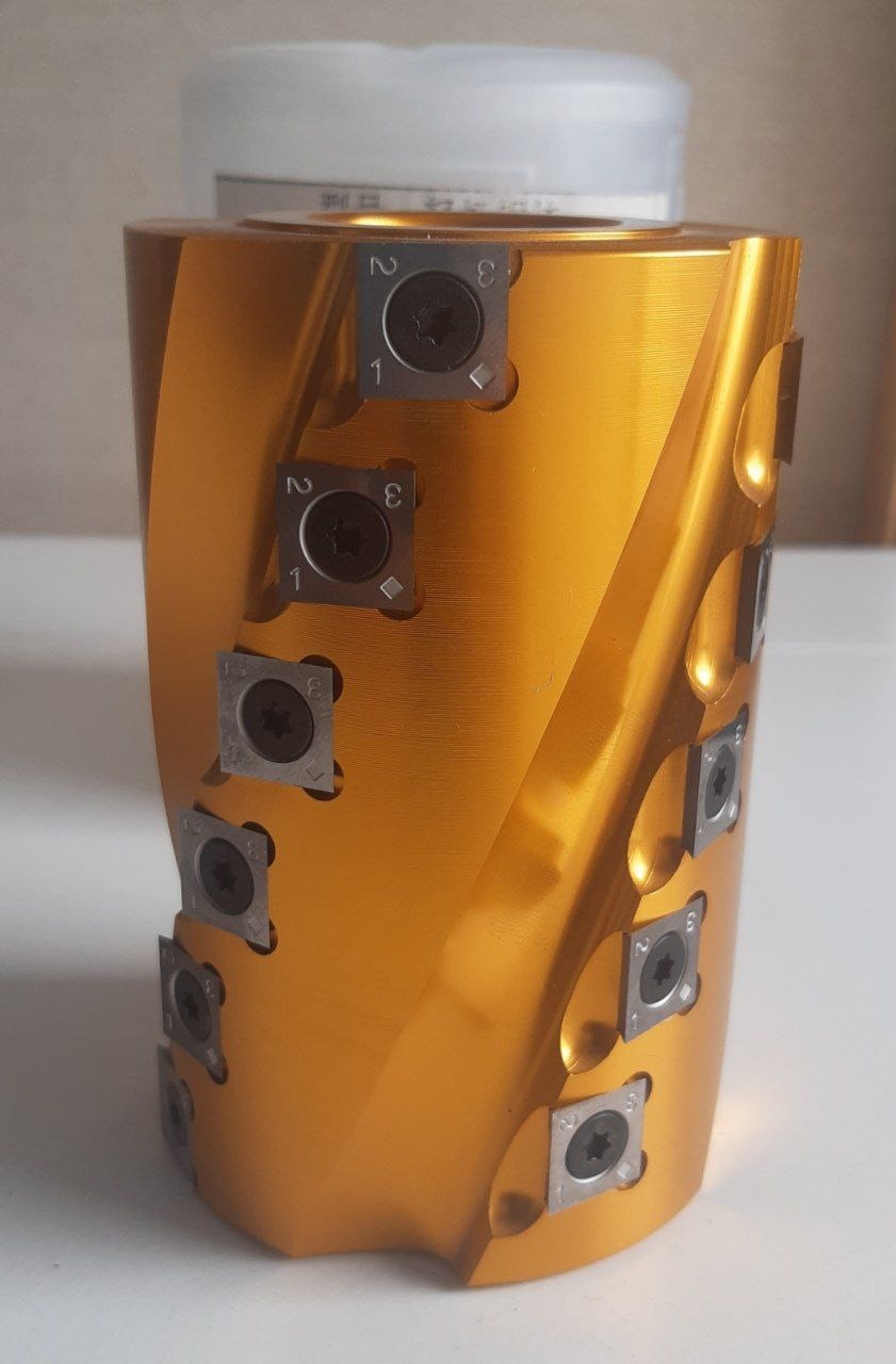 Dört Taraflı Planya ve Ağaç İşleme Karbür Uçlu Spiral Kesici 120MM