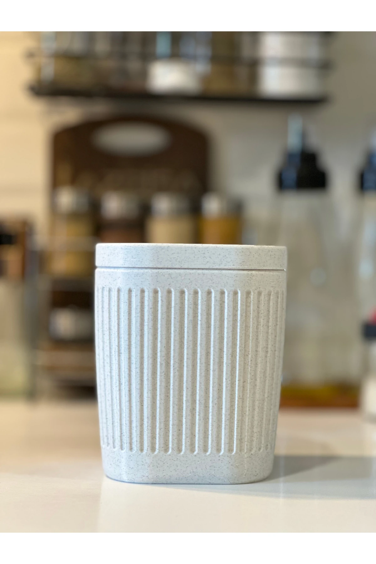 Marsel Dizayn Masaüstü Çöp Kutusu - 15cm - Açılır Kapanır - Mutfak-Banyo-Ofis İçin -Mermer Beyaz