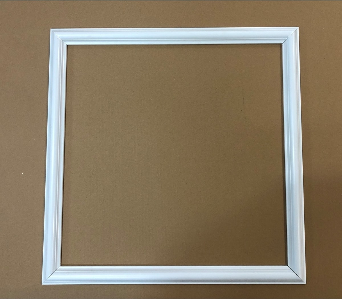 Dekoratif Boyanabilir 4 cm Duvar Çıtası 1 Adet 60 cm*60 cm Hazır Kesimli Çerçeve