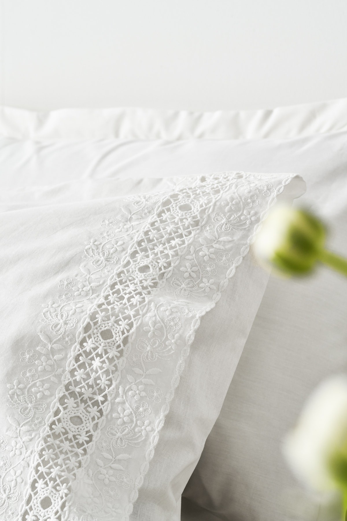 White Collection Mia Dantelli Çift Kişilik Nevresim Takımı Beyaz