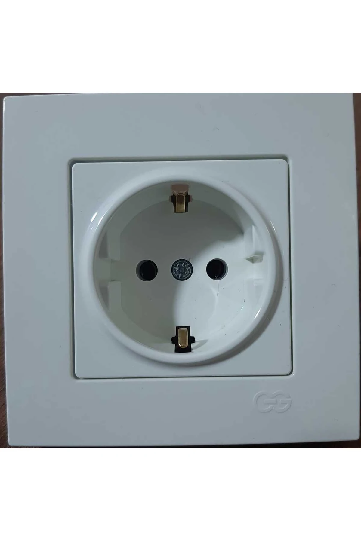 eqona topraklı priz fildişi + çerçeve