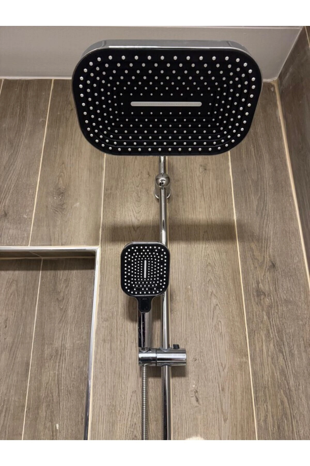 Lüks Siyah-Krom Yağmurlama Tepe Duş Seti