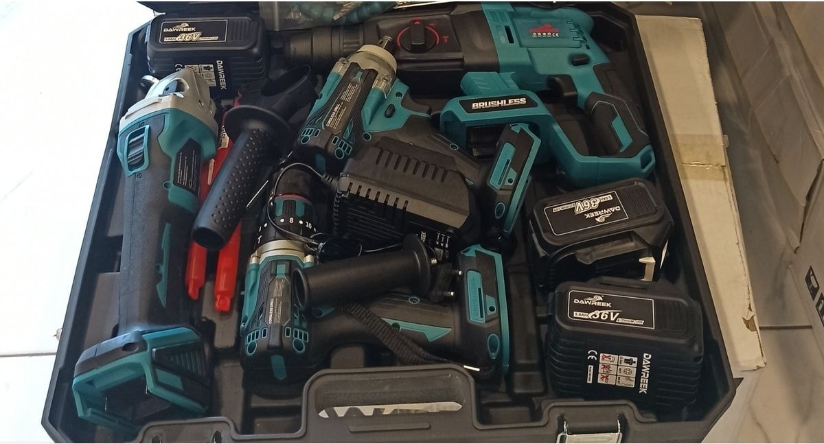 Darbeli Dörtlü Set Şarjlı Tork Şarjlı Hilti Şarjlı Taş Şarjlı Matkap 3'lü 30 Volt Anahtarlı 1-2 M 3