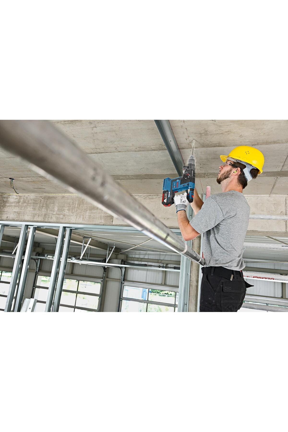 GBH 18V-26 1x4 Ah ProCore Akülü Kırıcı Delici Bez Çantalı