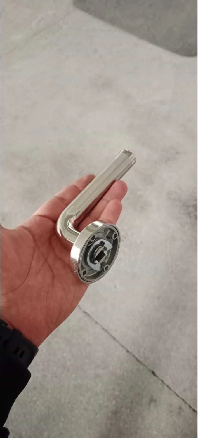 Saten Çelik Kapı Kolu, Sol Yön, Dayanıklı ve Şık Tasarım