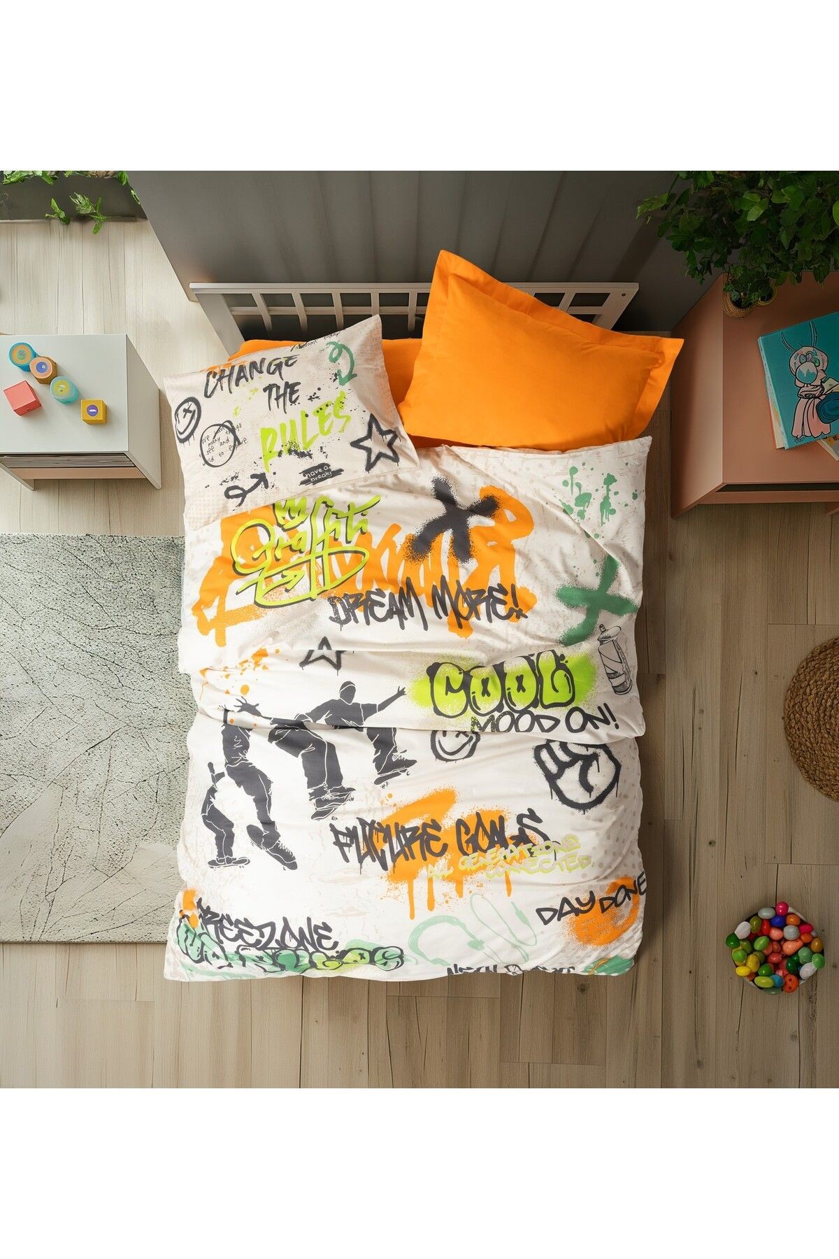 Genç Odası Tek Kişilik Nevresim Takımı Graffiti Oranj