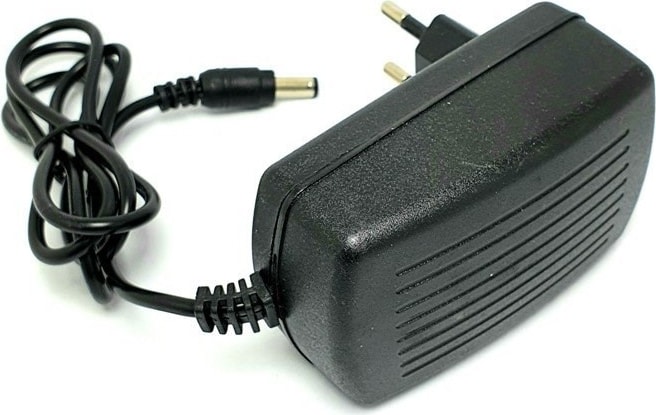 WP-2402P 24V 2A Adaptör5.5 x 2.5 mm Jak Fişli Plastik Kasa Adaptör