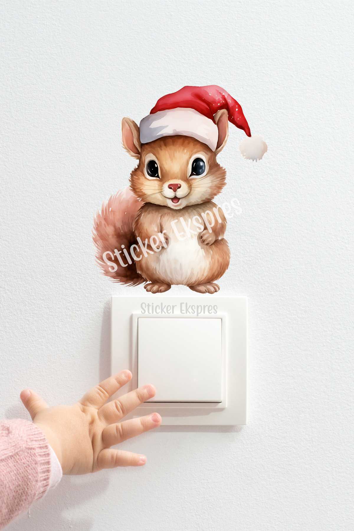 Sevimli Sincap K14 Yılbaşı Yeni Yıl Priz Sticker