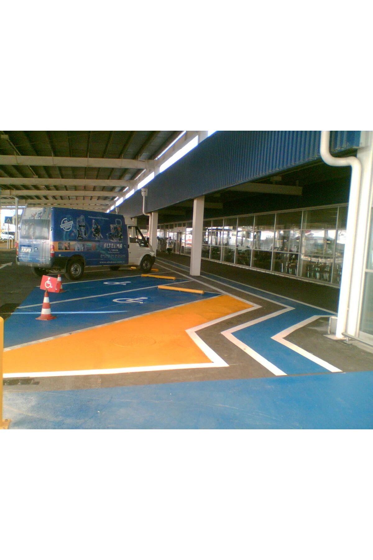 Isg Soğuk Yol Çizgi Boyası Mavi 20 Kg