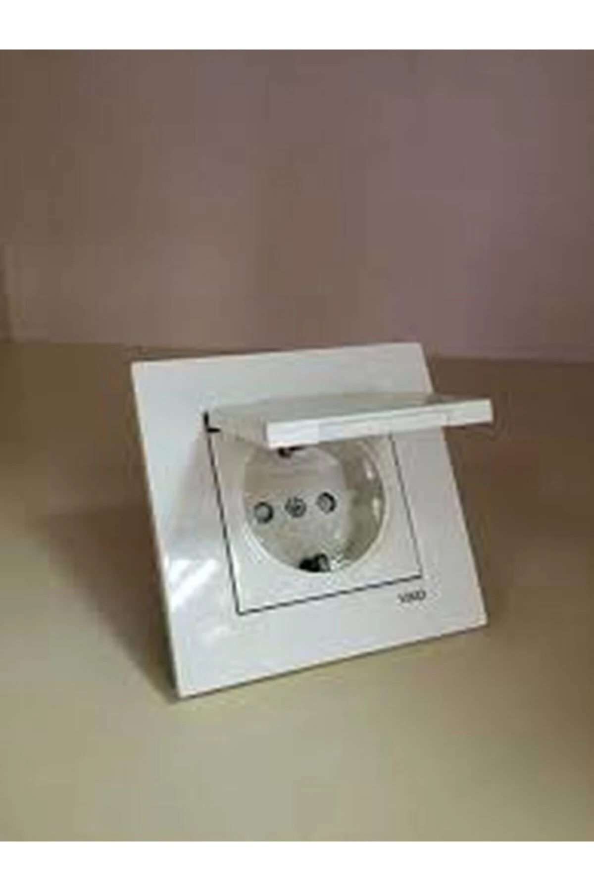 Karre Beyaz Topraklı Kapaklı Çocuk Korumalı 12'li Paket Çerçeve Dahil