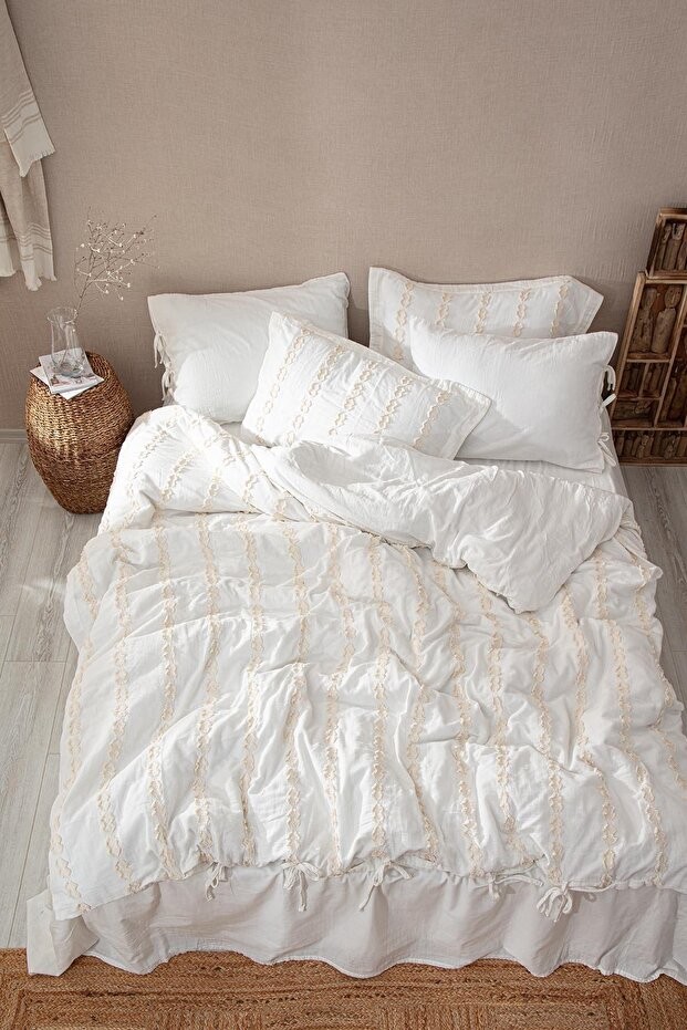 Sima Çift Kişilik Nevresim Takımı %100 Organik Pamuk Müslin Brodeli Krem 200x220 Cm