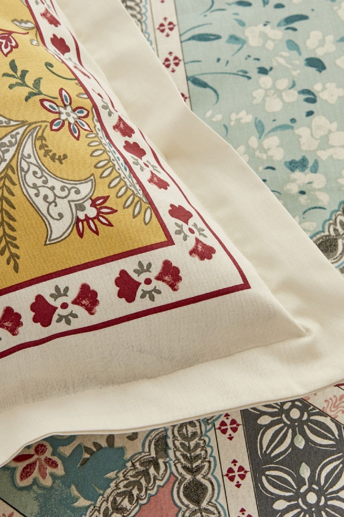 Edella %100 Pamuk Çift Kişilik Nevresim Takımı Multicolor
