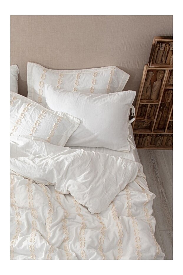 Sima Çift Kişilik Nevresim Takımı %100 Organik Pamuk Müslin Brodeli Krem 200x220 Cm