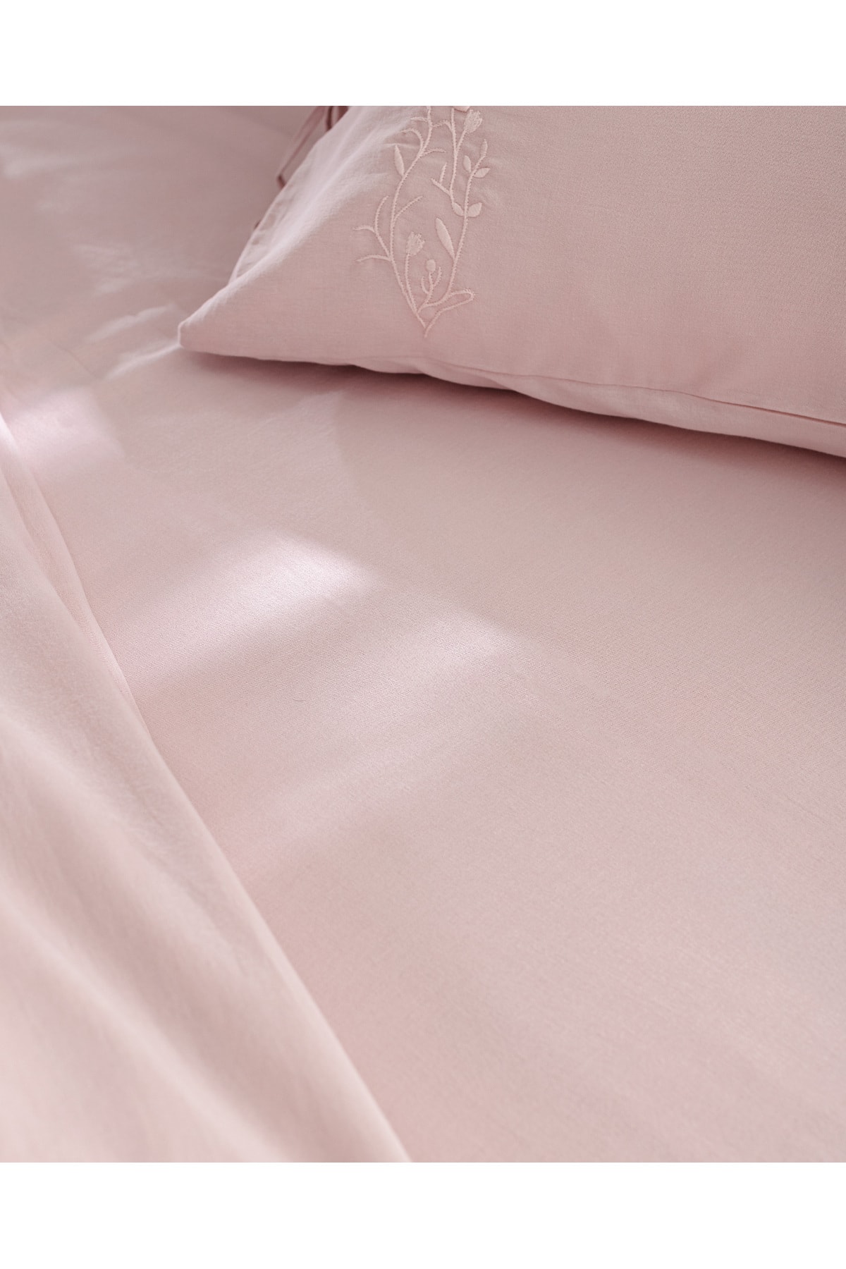 King Size %100 Pamuk Nakışlı Nevresim Takımı - Pudra