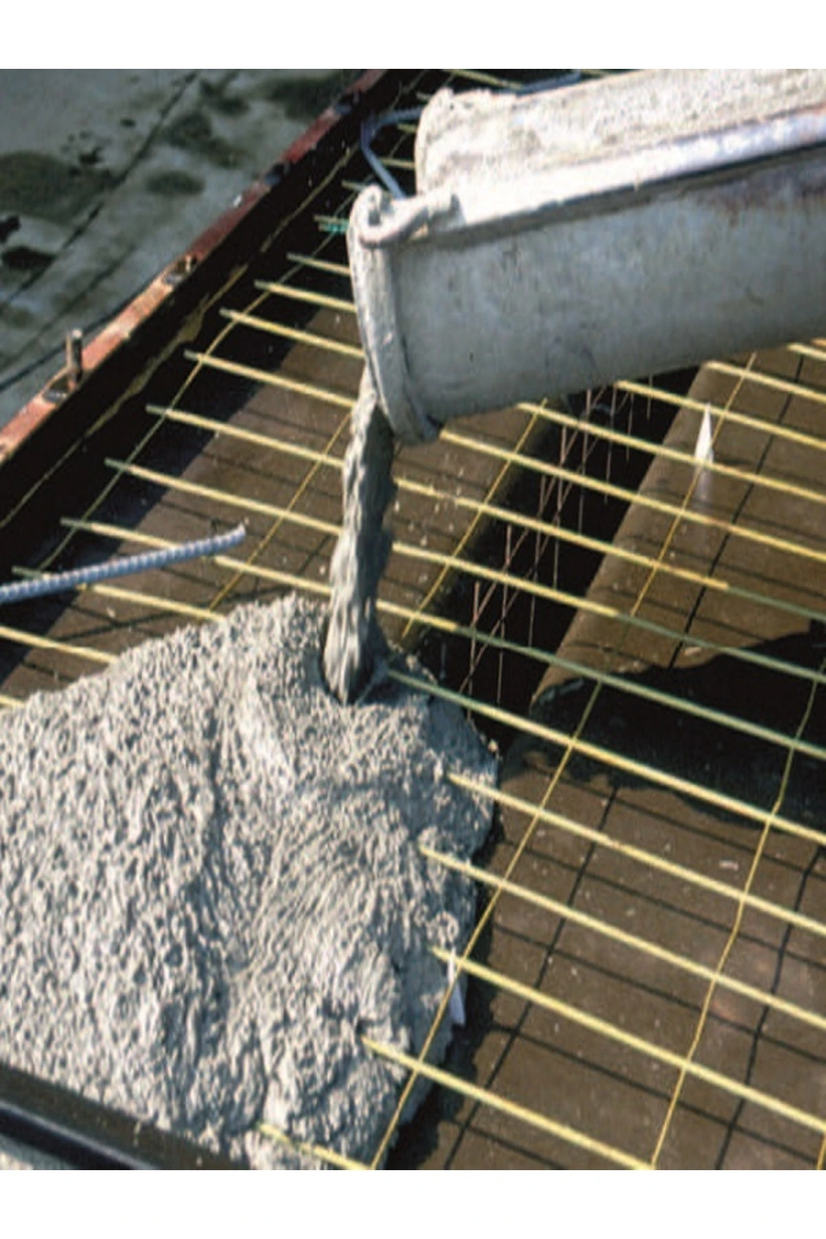 DRYFİX LATEX 100 ADERANS ARTIRICI SU GEÇİRİMSİZLİK SAĞLAYAN HARÇ KATKI MALZEMESİ 5 KG