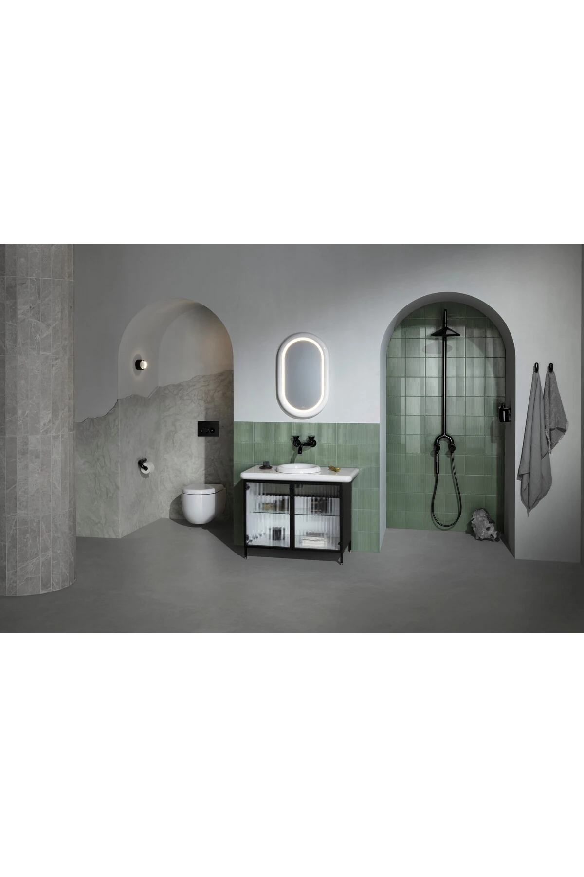 Liquid A4721939 Termostatik Duş Sistemi, Parlak Siyah