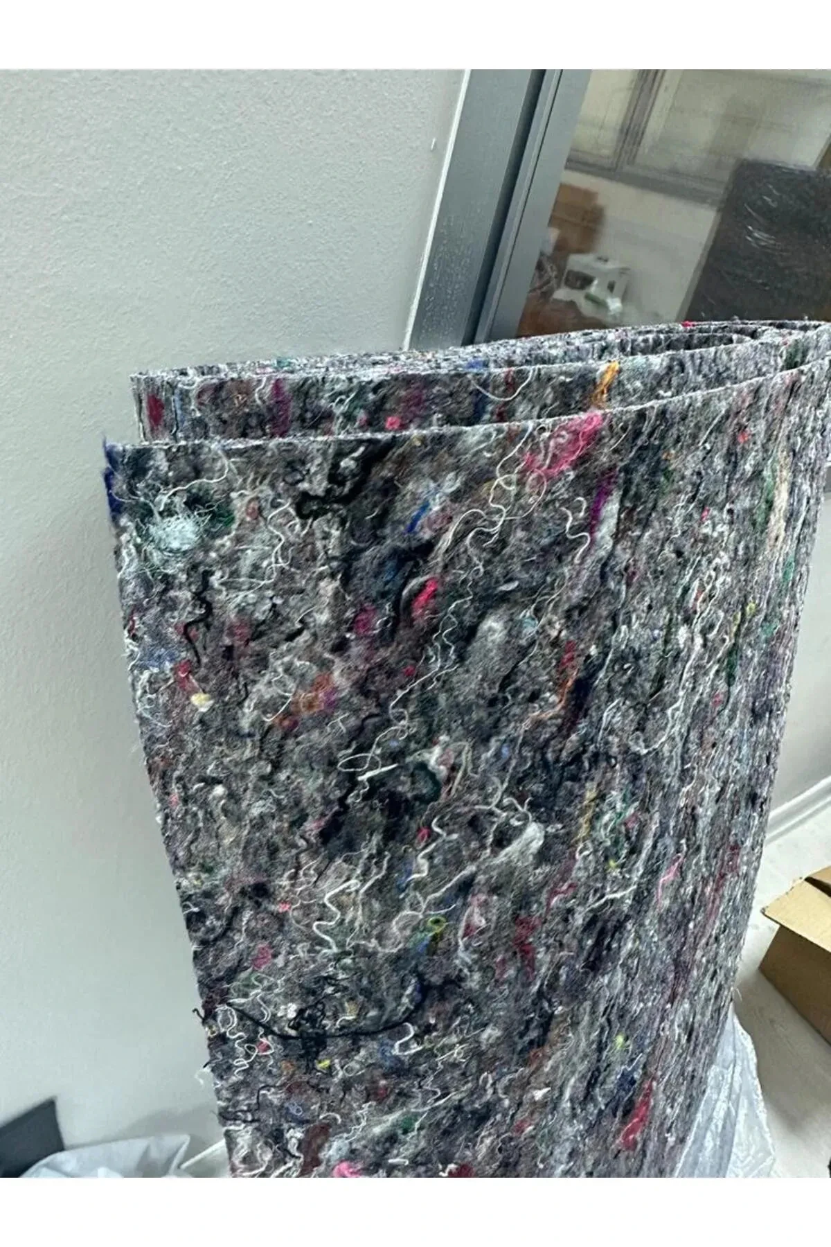 Araç Taban ve Tavan İzolasyon Keçesi 6mm Kalınlık 100CMx700CM