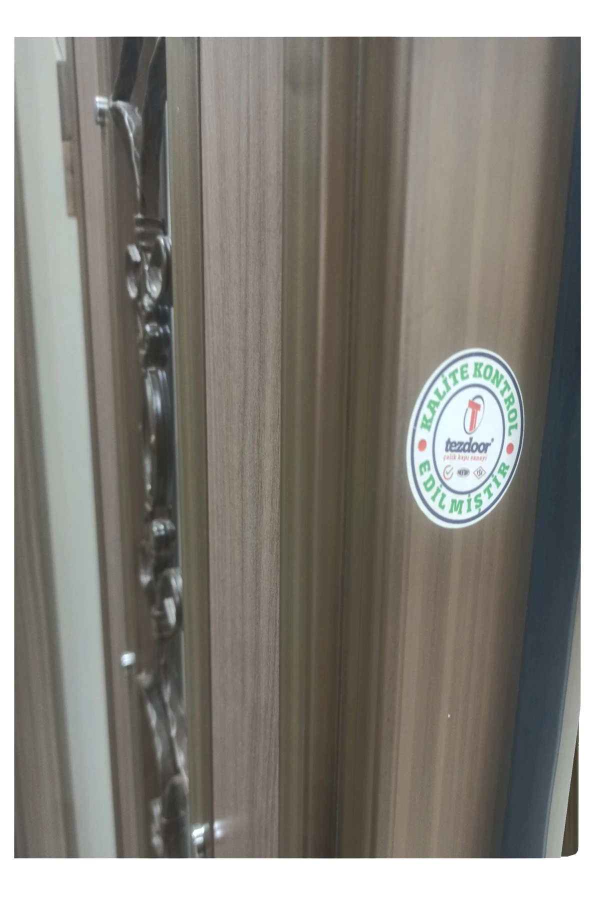 Celik Kapi Eskitme Kasalı Kabartmalı Model Apartman Giriş Kapısı, Dış Mekan Kapısı Sol Açılım