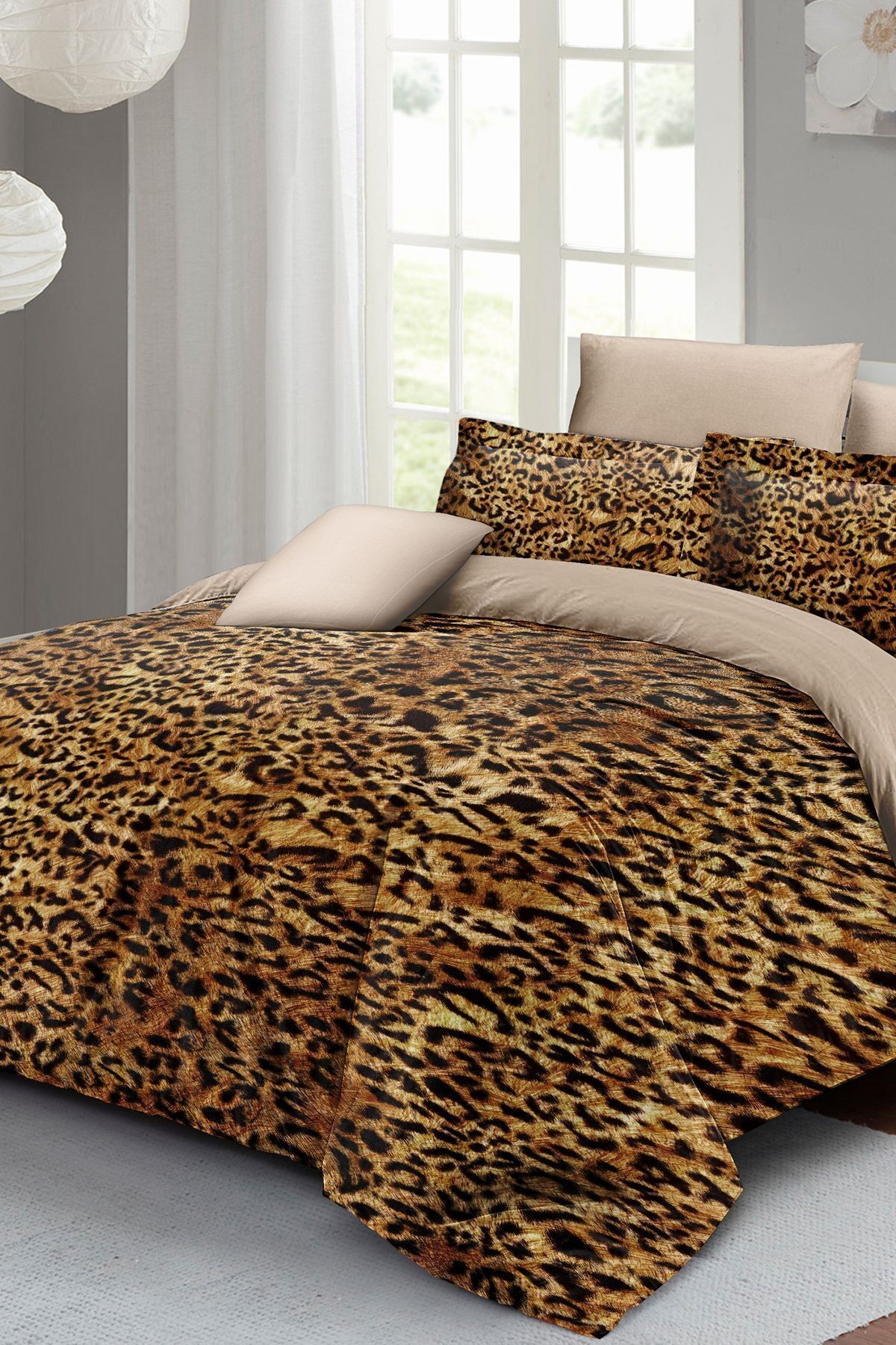 Leopar Lastikli Çarşaflı %100 Pamuk Saten Çift Kişilik Nevresim Takımı Golden Leopard