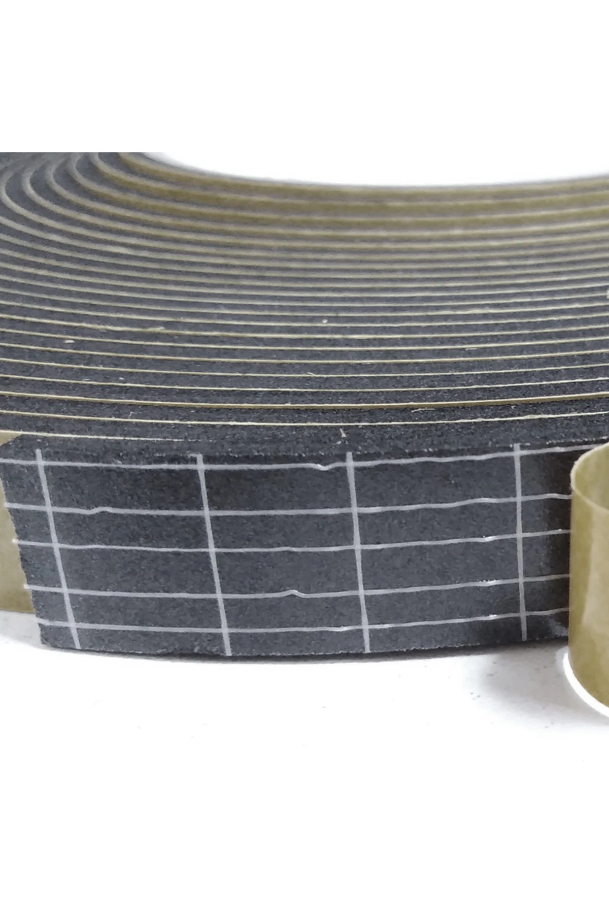 Yapışkanlı (25 METRE) En:45 Mm Kalınlık:3 Mm Araç Oto Ses Isı Yalıtım Izolasyon Bandı Bant Malzemesi