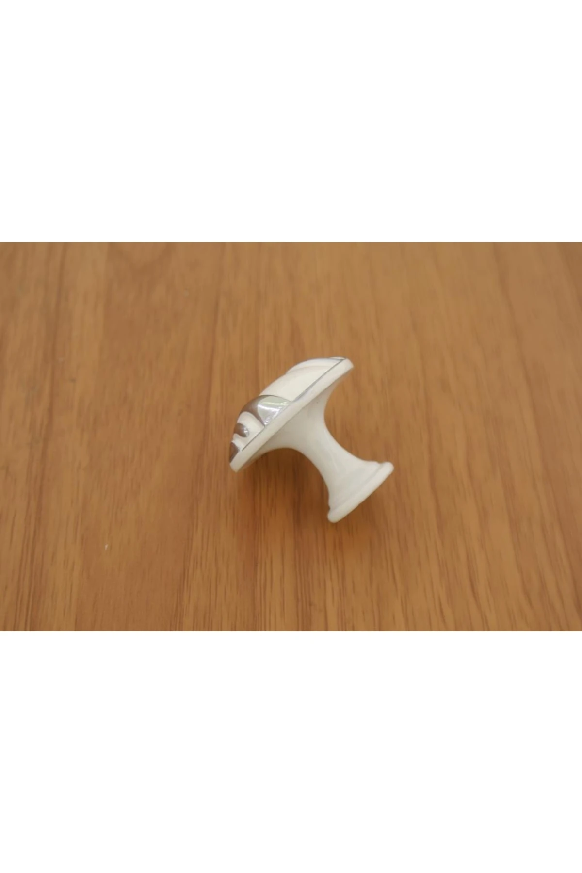 Ventus Kulp Porselen Düğme 2023 Iwc