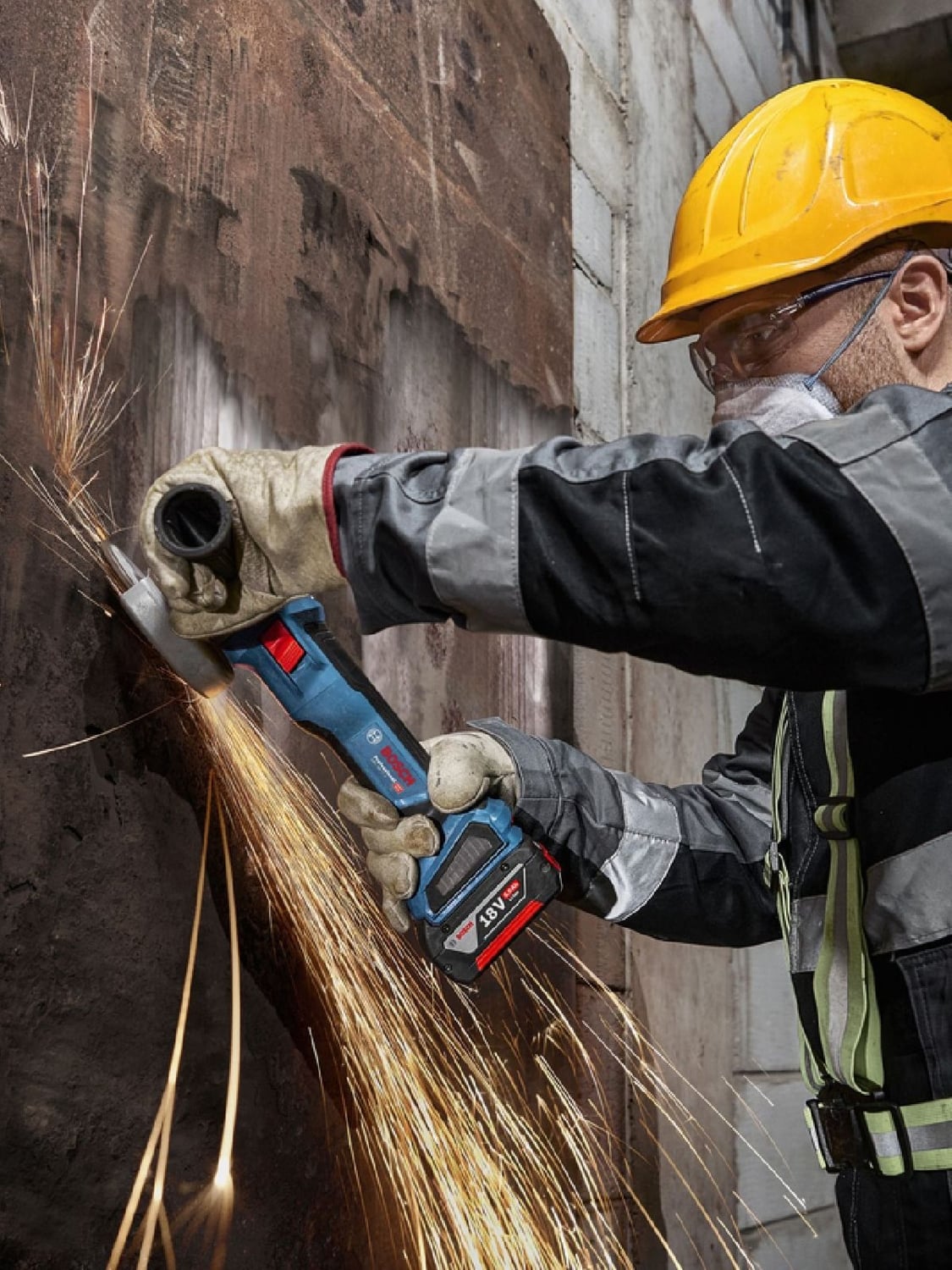 BOSCH Gws 18V-11 S 2 x 5AH Akülü Taşlama Makinesi - 06019N4002