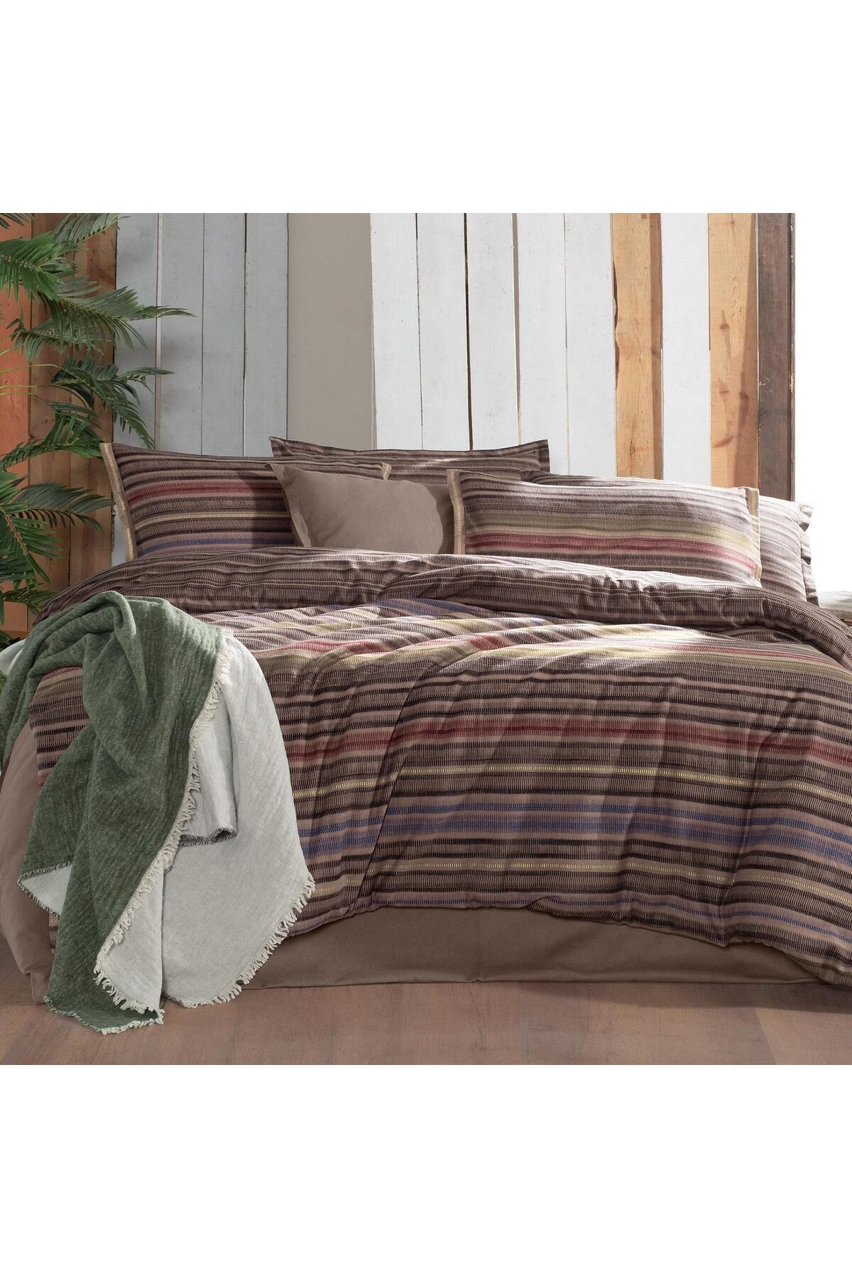 Fauna King Size (Battal Boy)%100 Pamuk Flanel (Pazen) Nevresim Takımı Kahve