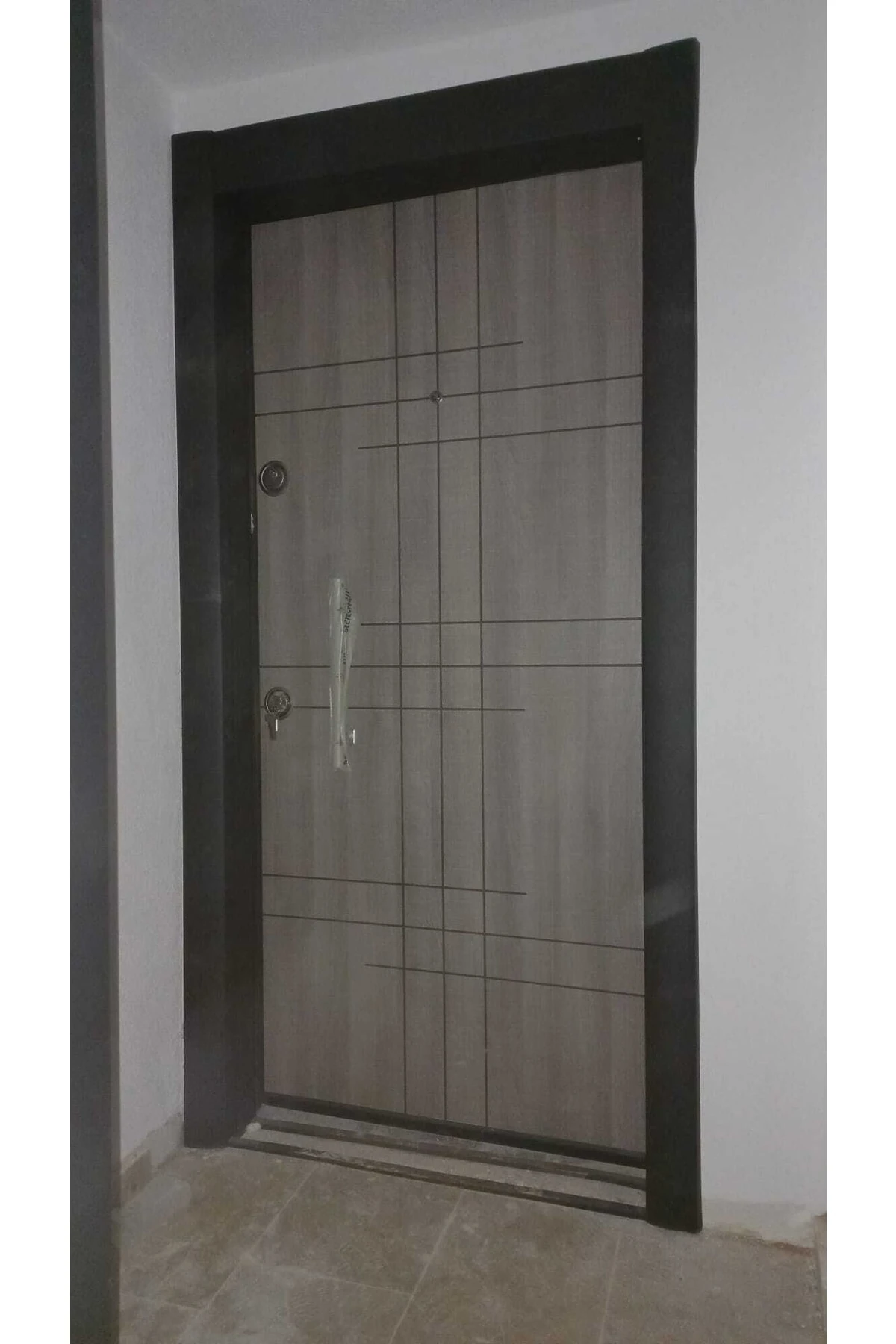 Çelik Kapı, Antrasit Gri Renk Çelik Kapı, Statik Kasa, Daire Kapısı, Tırnaklı , Sol Açılım