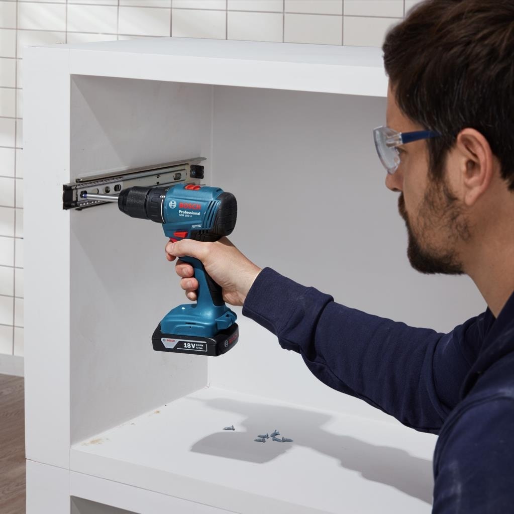 BOSCH Gsr 185 Li Akülü Delme Vidalama Matkap Çift Akülü
