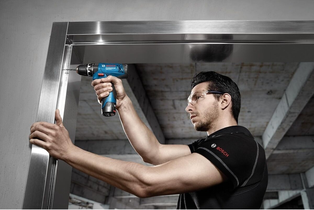 2'li Şarjlı Matkap Darbeli Matkap Çift Akülü Vidalama + Bosch 126 Parça Matkap Ucu Vidalama Ucu Ana