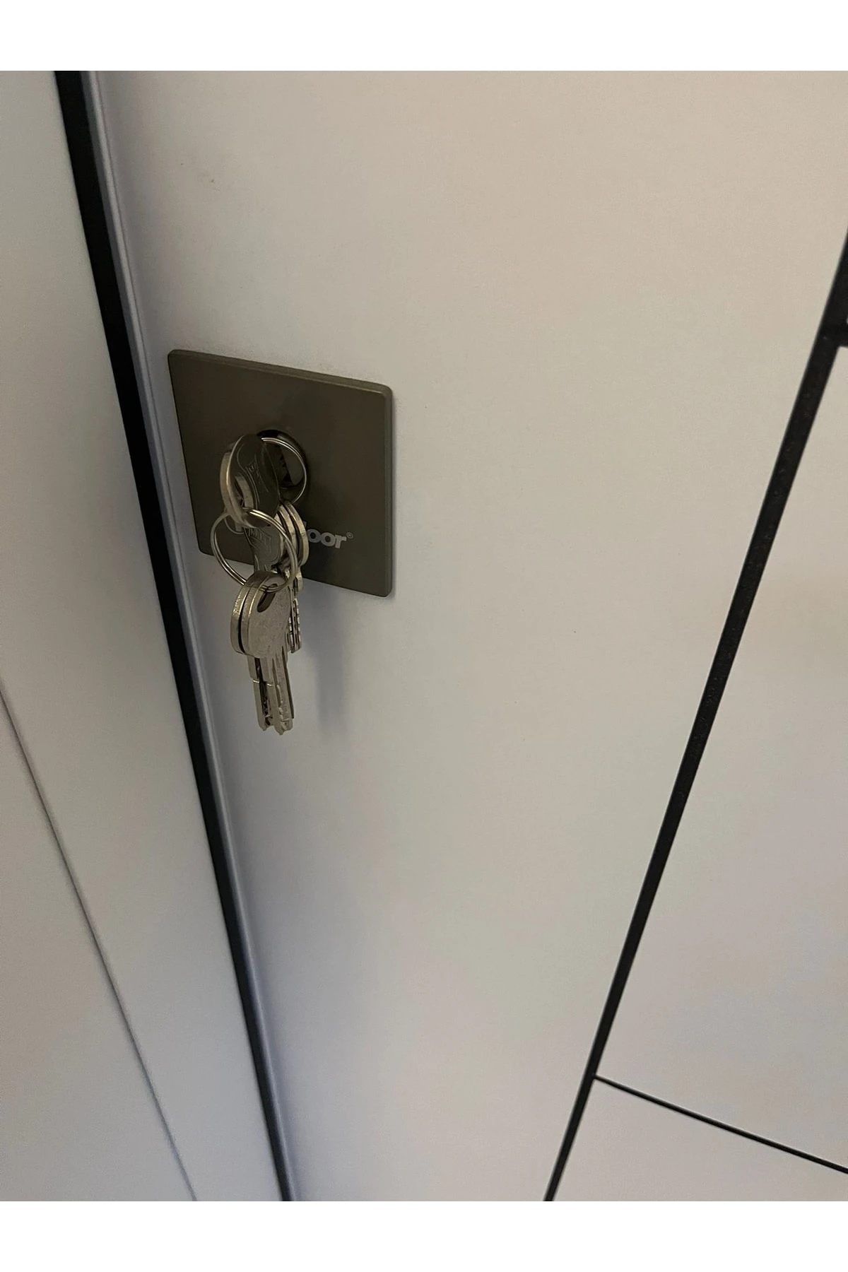 Çelik Kapı, Kilitli, Beyaz Renk, Çelik Kapılar, Yüksek Güvenlikli Sağ Açılım