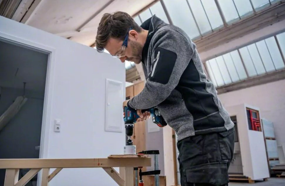 BOSCH Gsb 18V-90 C Çift Akülü Vidalama