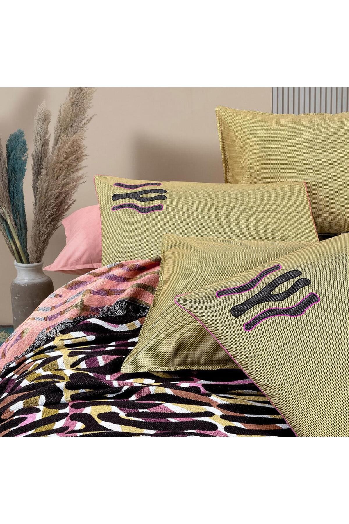 Lole Multicolor Çift Kişilik %100 Pamuk İpliği Boyalı Pike Takımı