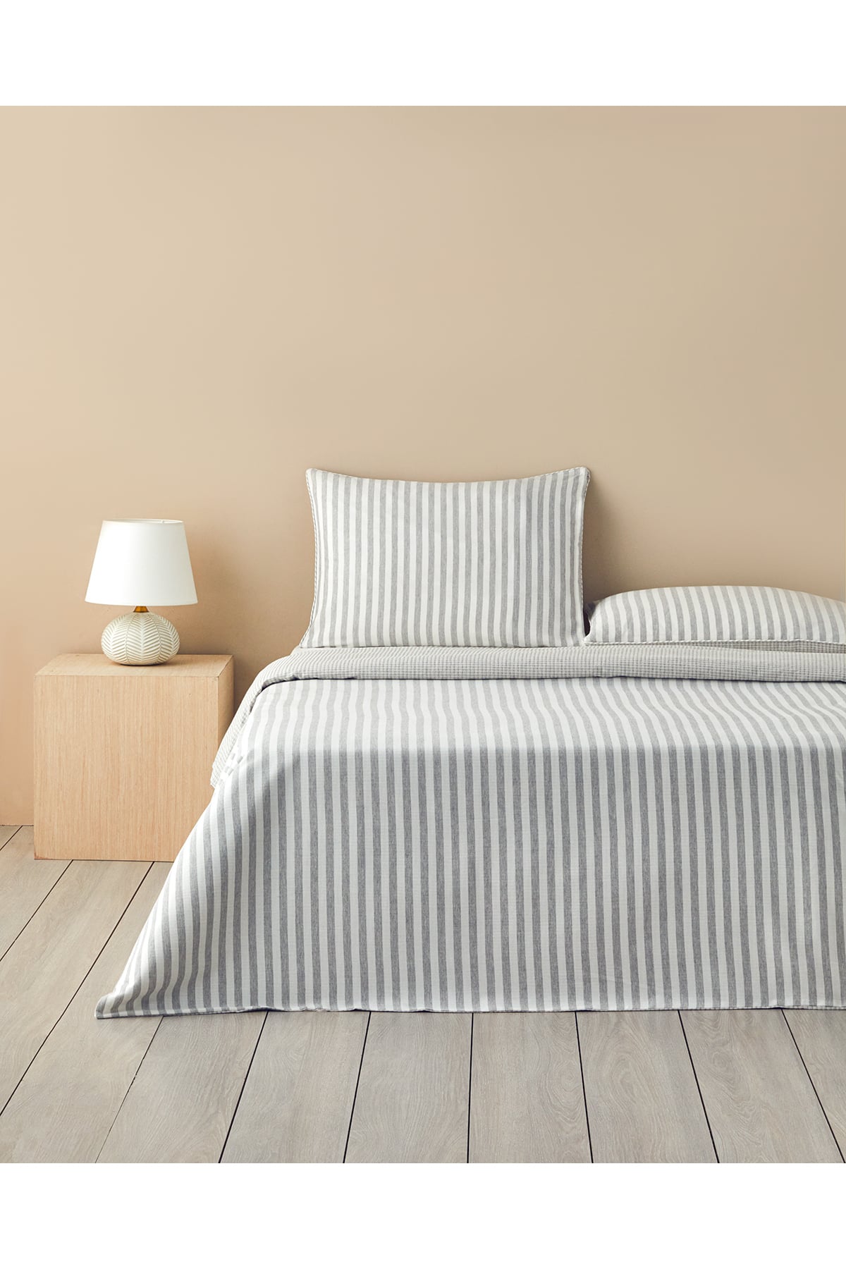 Pure Waffle İpliği Boyalı King Size Nevresim Takımı 240x220 cm Gri