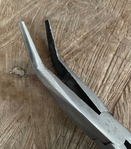 Uzun Kargaburun Pense Eğri Uçlu 280 mm Kargaburnu