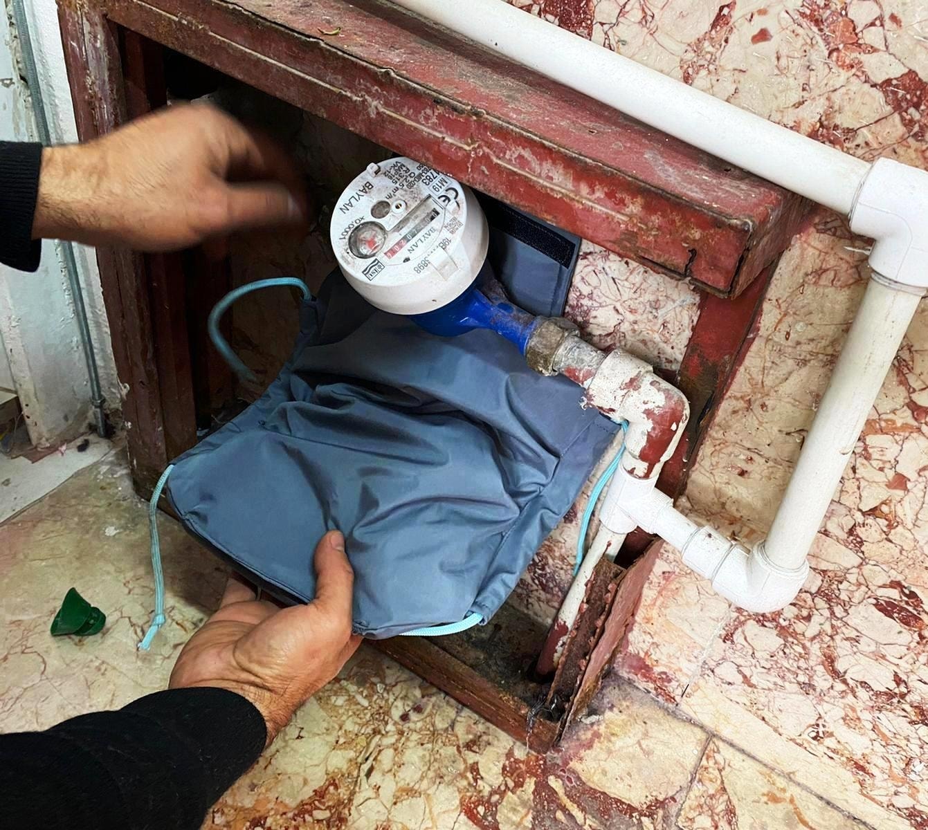 Su Saati Sayaç Dona Karşı Koruyucu 3'lü Set (Sayaç Ceketi-Kauçuk Köpük Boru Izole-Pvc Bant)